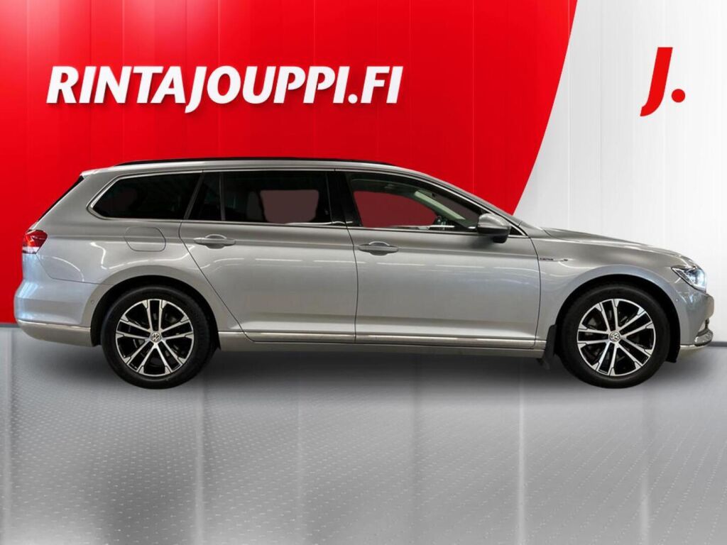 Volkswagen Passat 2018 Sininen