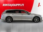 Volkswagen Passat 2018 Sininen