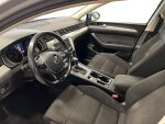 Volkswagen Passat 2018 Sininen