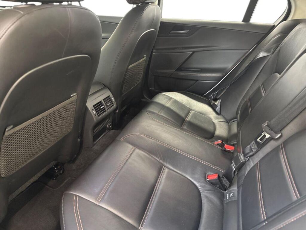 Jaguar XE 2015 Valkoinen