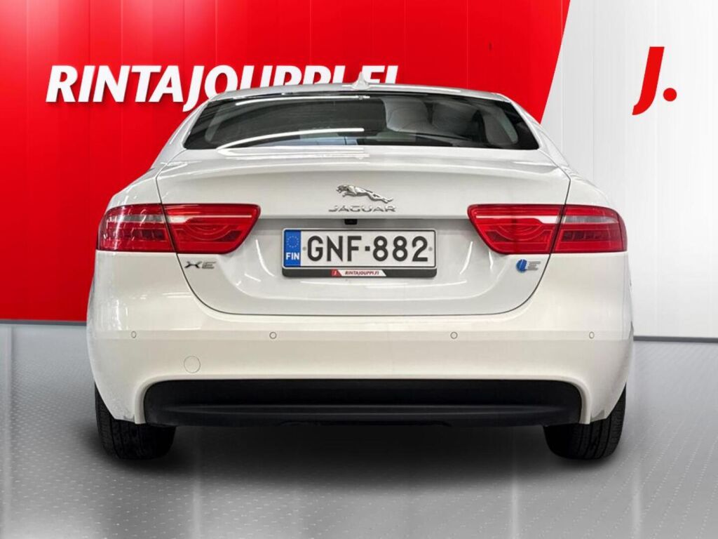 Jaguar XE 2015 Valkoinen