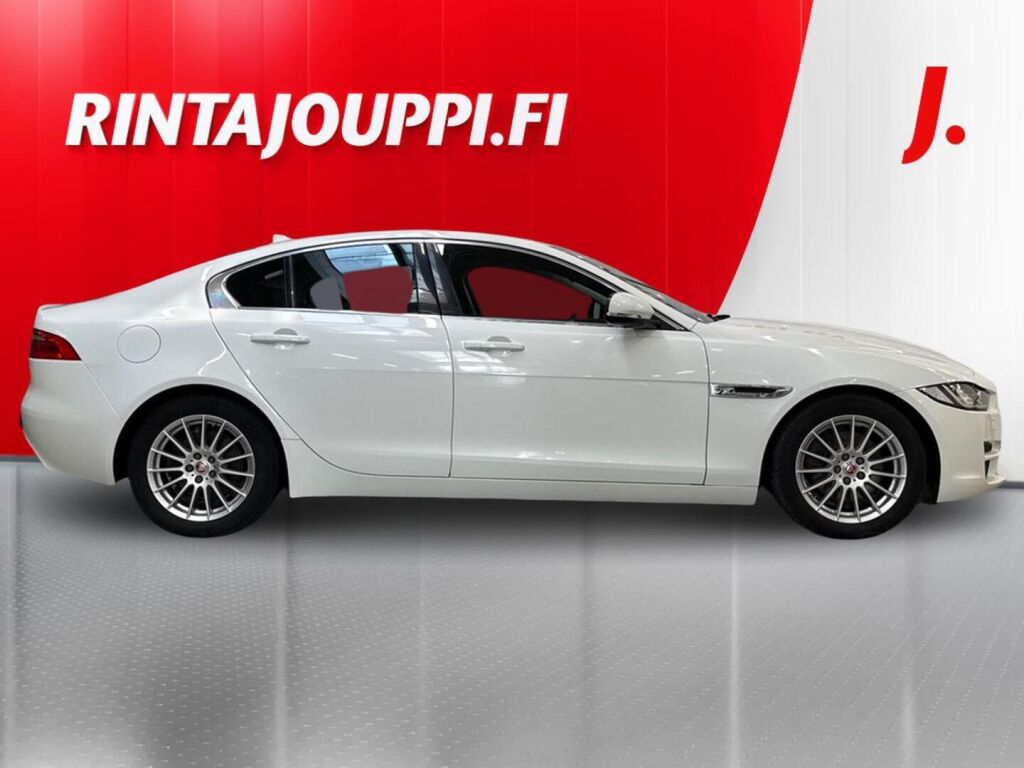 Jaguar XE 2015 Valkoinen