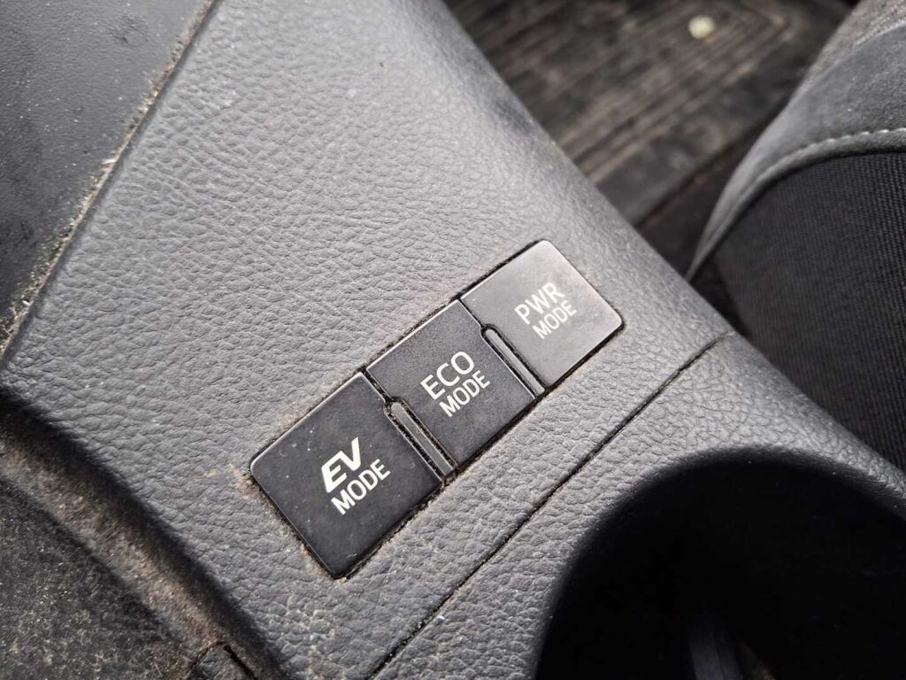 Toyota Auris 2018 Harmaa