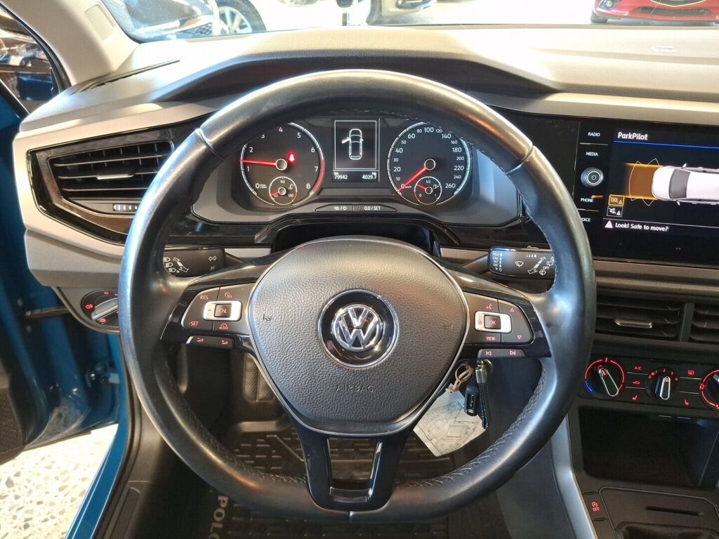 Volkswagen Polo 2018 Sininen