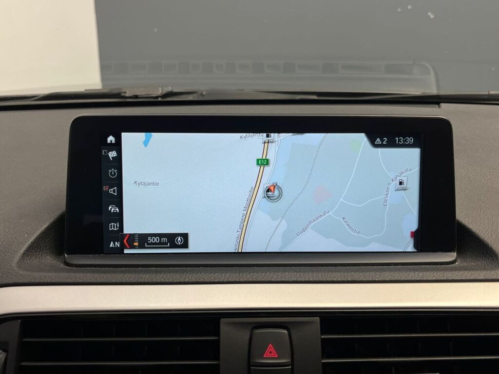 BMW 120 2018 Musta