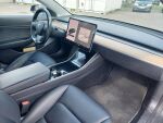 Tesla Model 3 2019 Harmaa