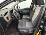 Toyota Yaris 2018 Musta