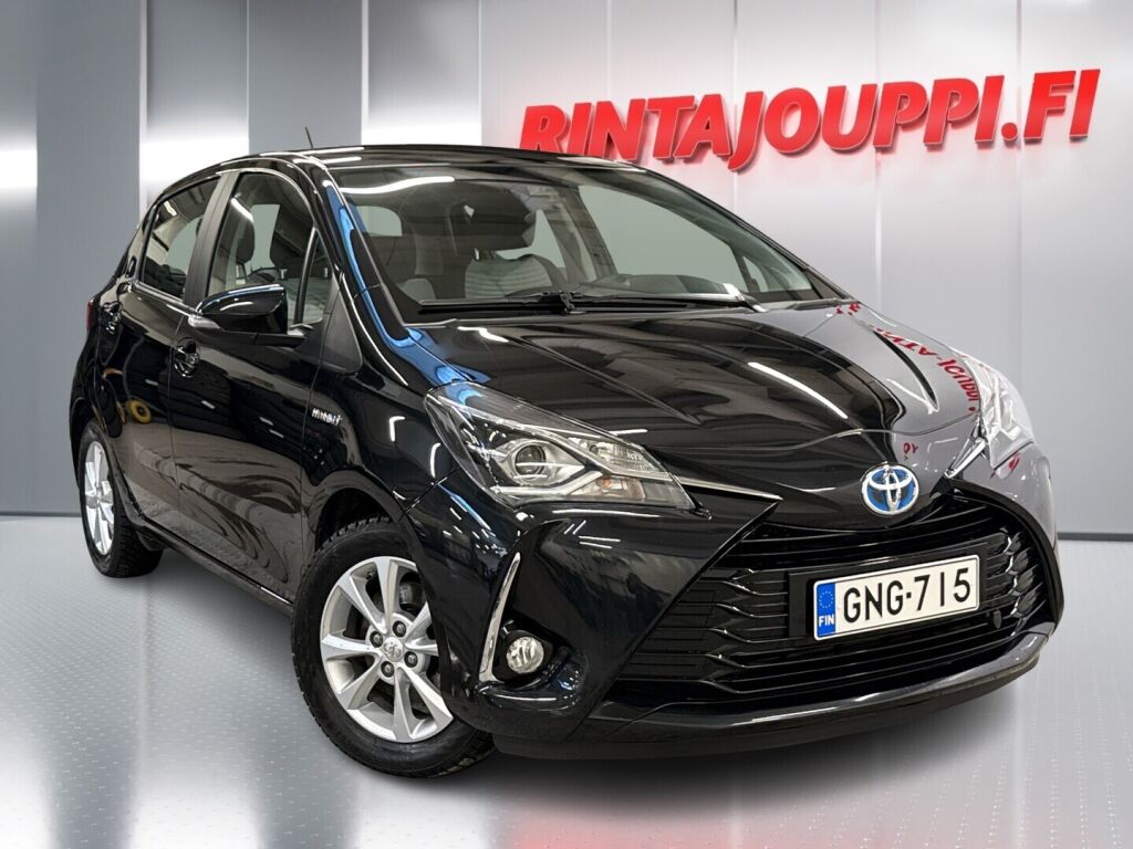 Toyota Yaris 2018 Musta