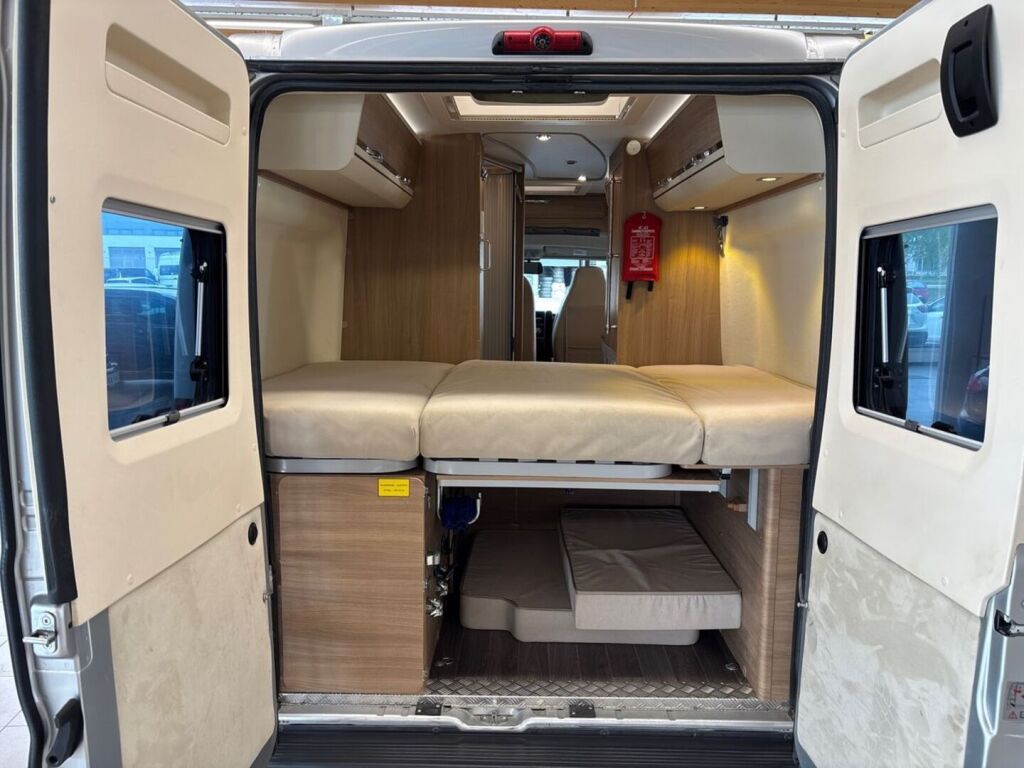 Adria Twin 600 SP 2018 Harmaa
