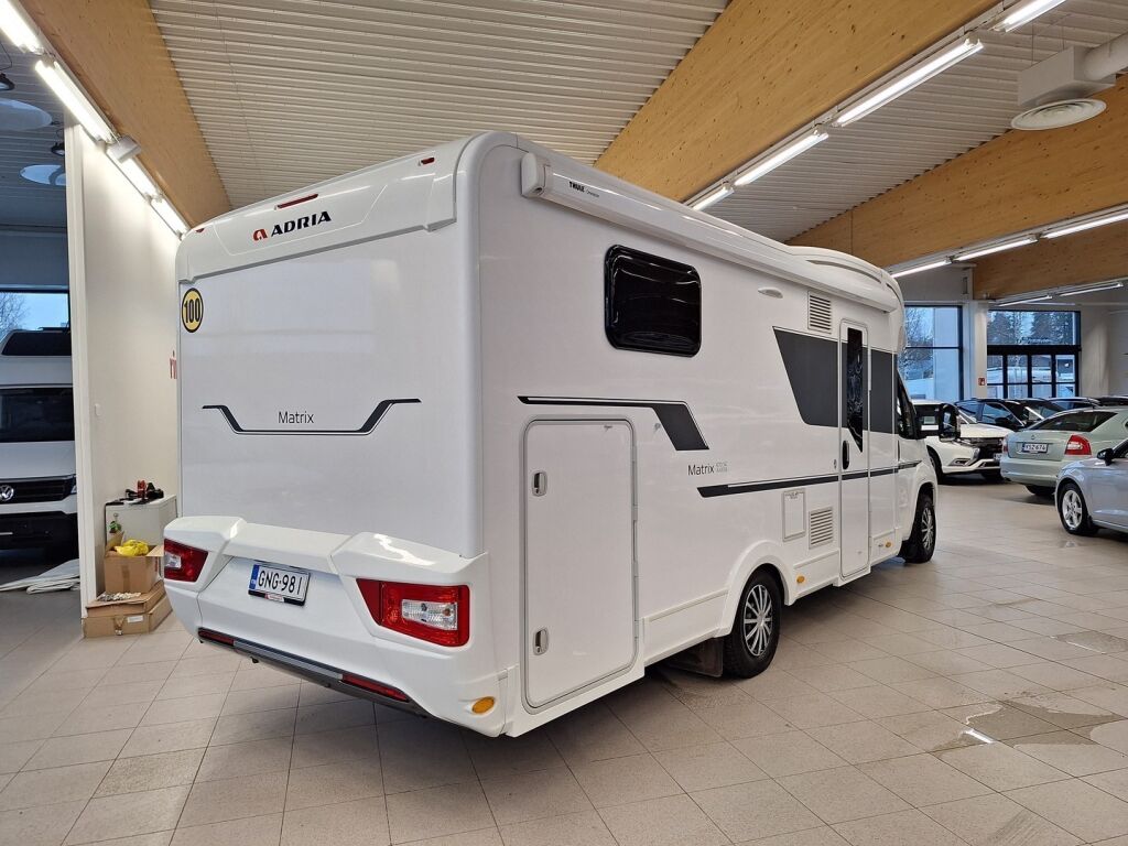 Adria Matrix Axess 670 SC 2019 Valkoinen
