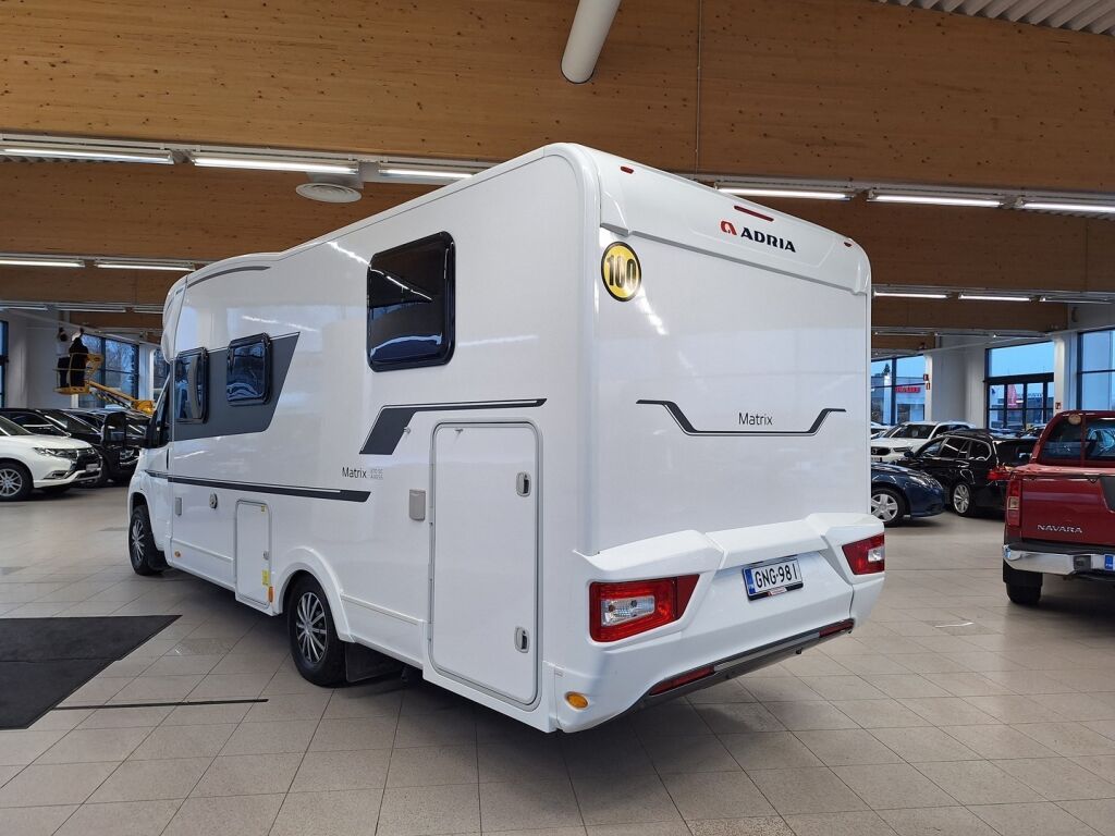 Adria Matrix Axess 670 SC 2019 Valkoinen