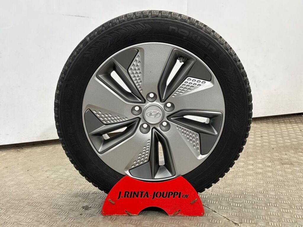 Hyundai KONA 2019 Punainen