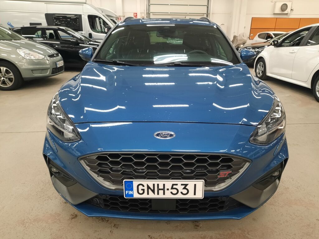 Ford Focus 2019 Sininen