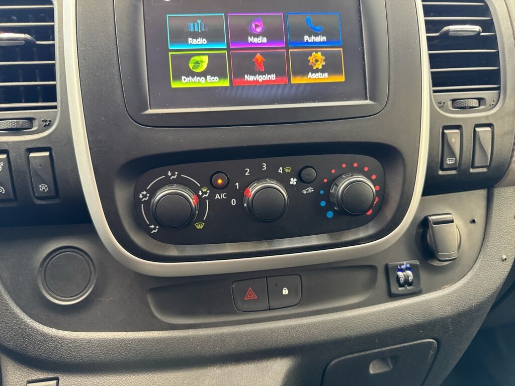 Nissan NV300 2019 Sininen