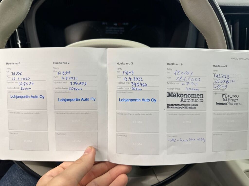 Volvo XC60 2019 Musta