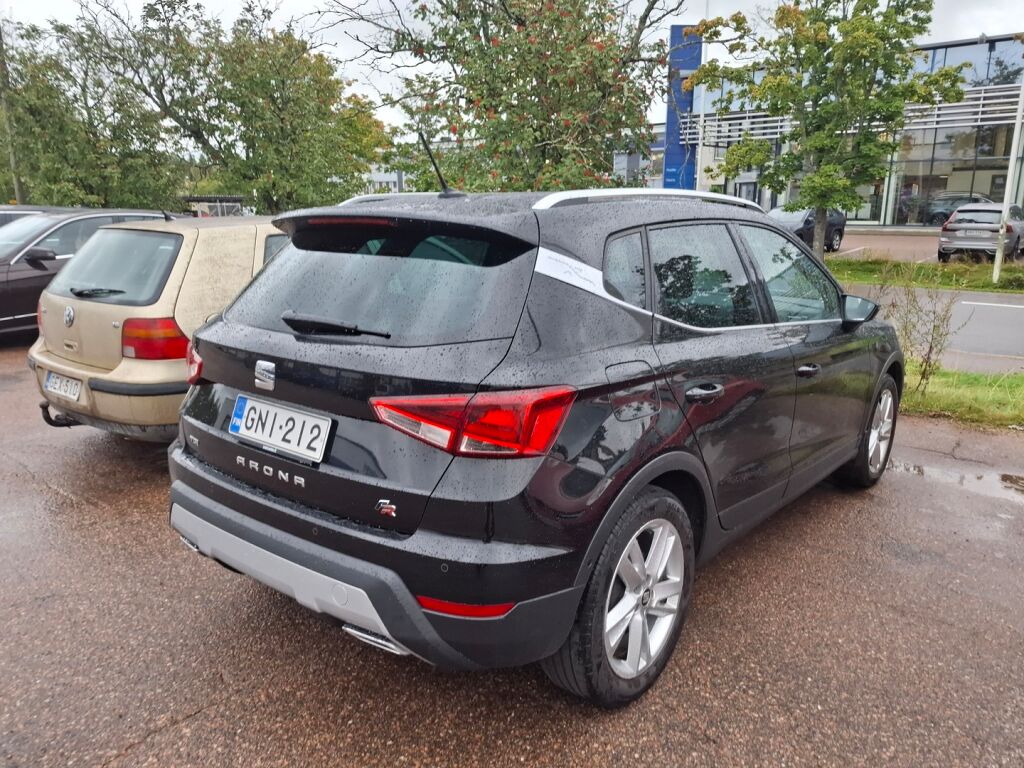 Seat Arona 2019 Musta
