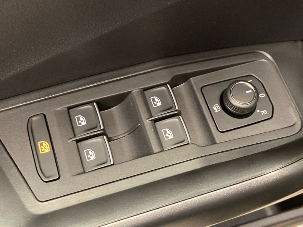 Volkswagen T-Roc 2019 Harmaa