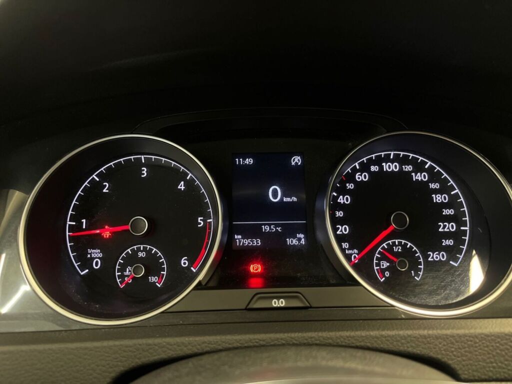 Volkswagen Golf 2019 Harmaa