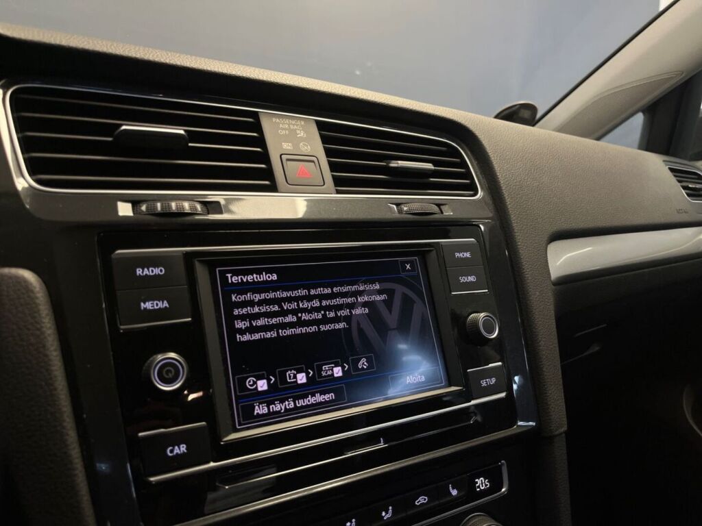 Volkswagen Golf 2019 Harmaa