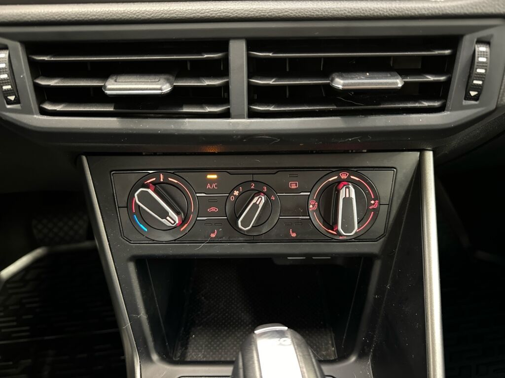 Volkswagen Polo 2019 Hopea