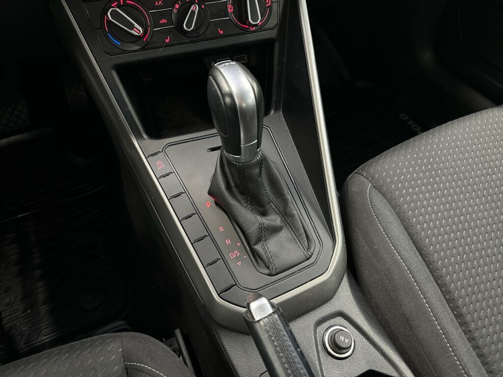 Volkswagen Polo 2019 Hopea