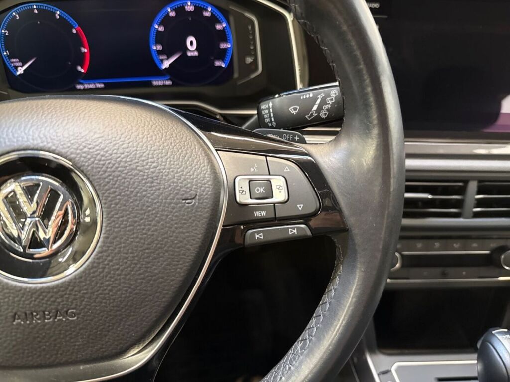Volkswagen Polo 2019 Musta