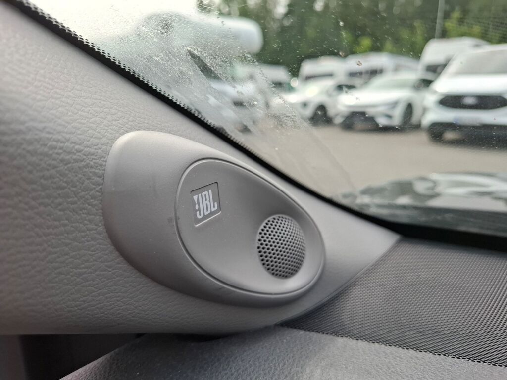 Toyota Camry 2019 Musta