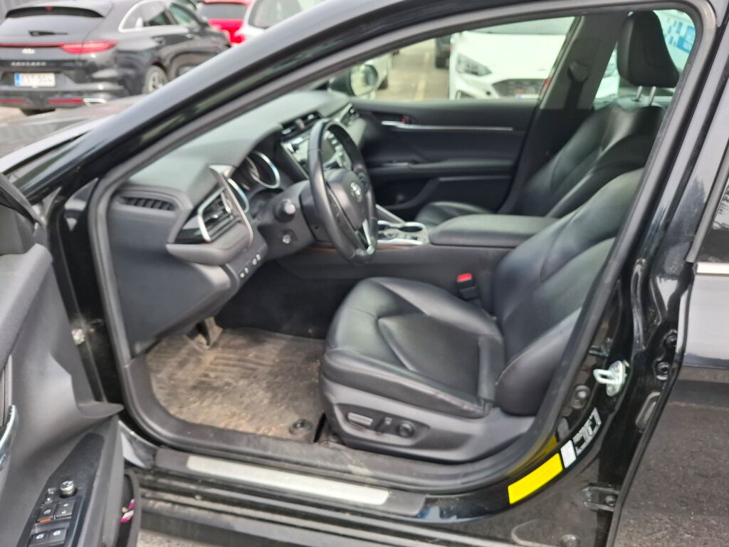 Toyota Camry 2019 Musta