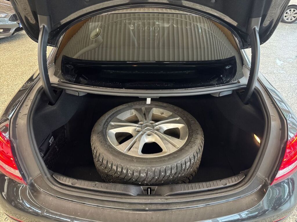 Mercedes-Benz C 2019 Harmaa