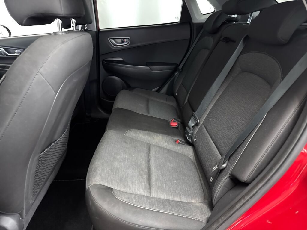 Hyundai KONA 2019 Punainen