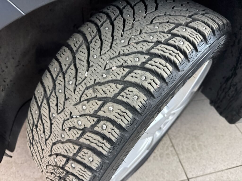 Hyundai KONA 2019 Punainen