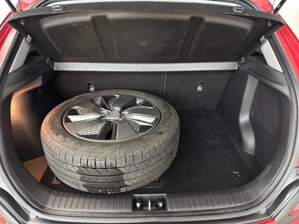 Hyundai KONA 2019 Punainen