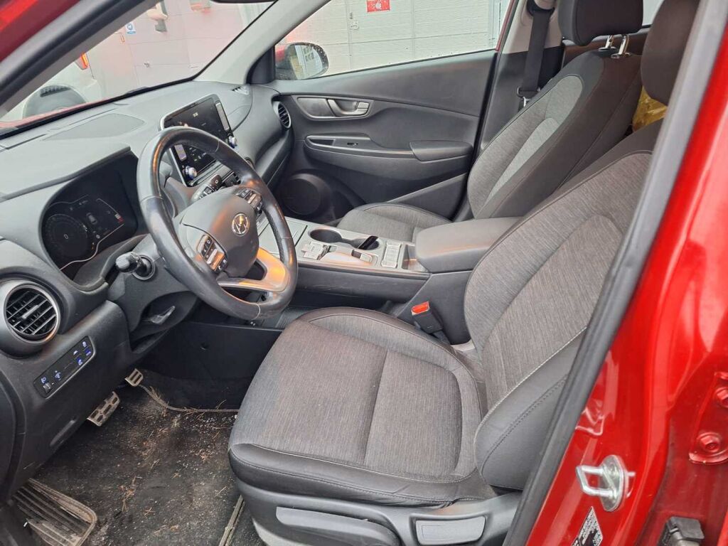 Hyundai KONA 2019 Punainen