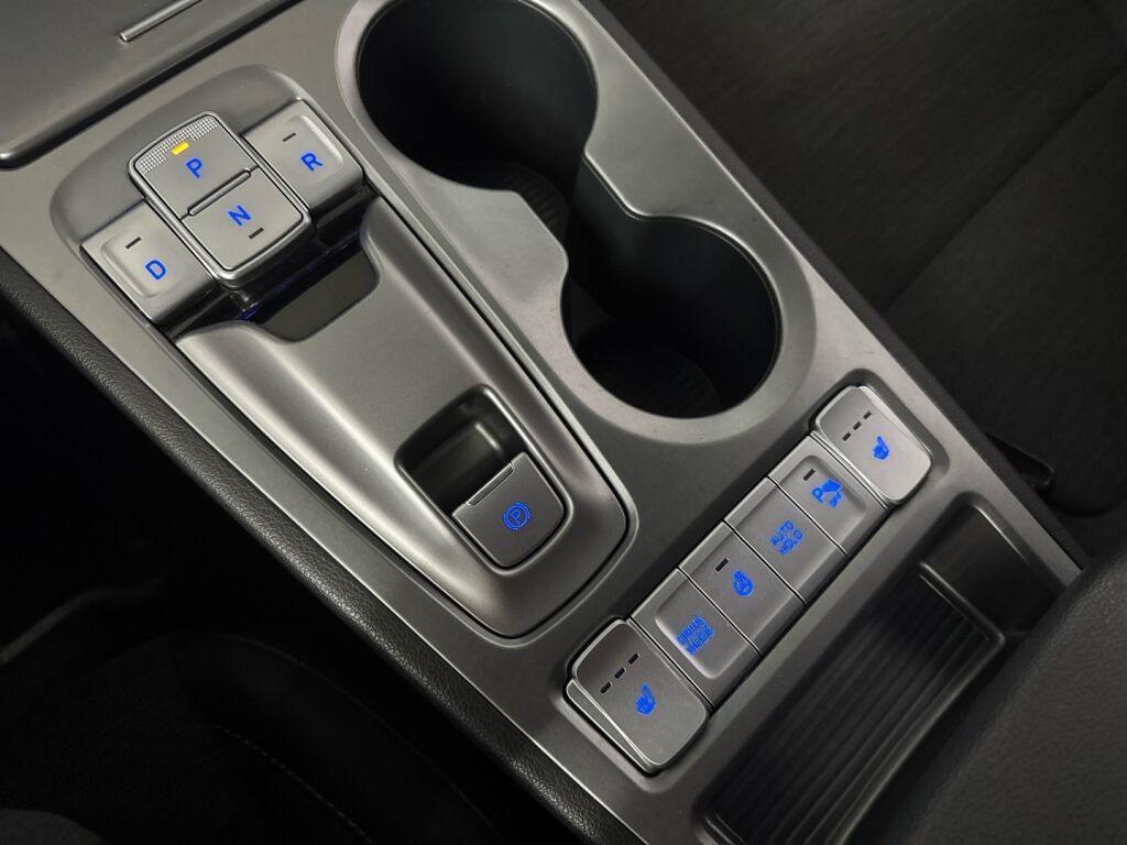 Hyundai KONA 2019 Punainen