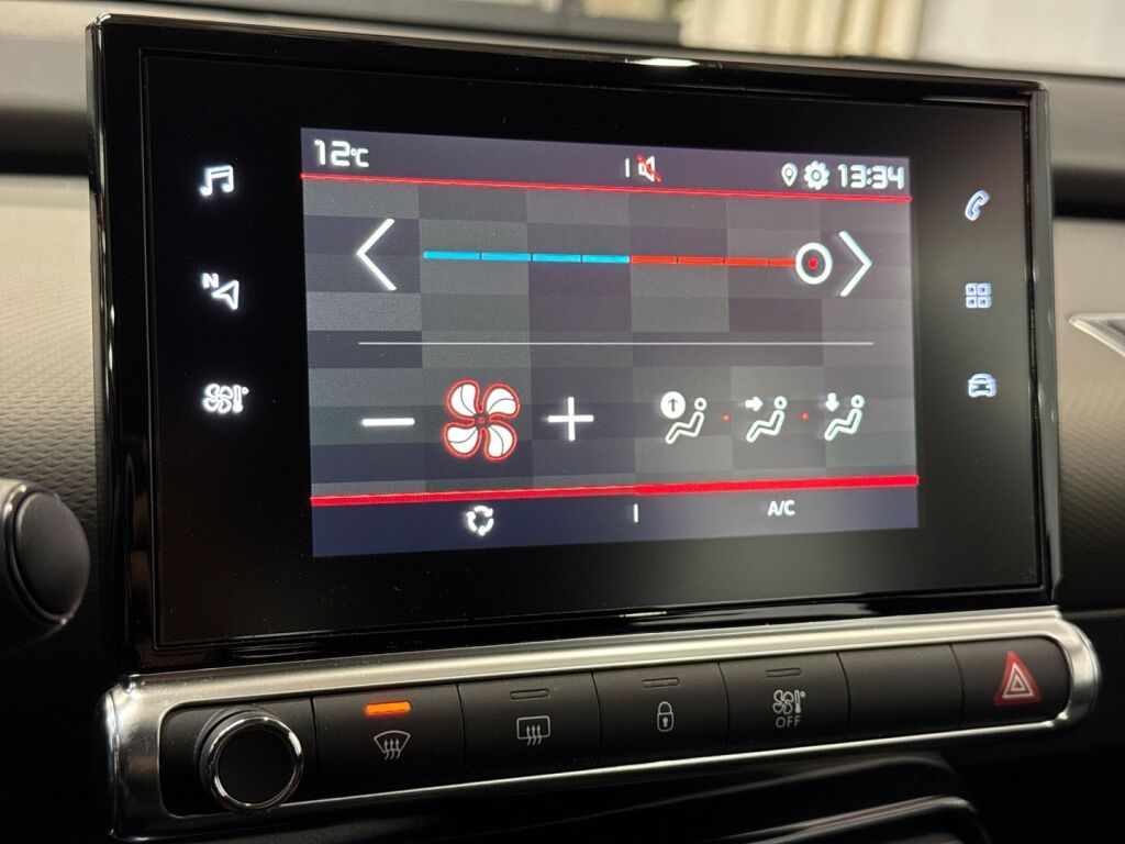 Citroen C4 Cactus 2019 Musta