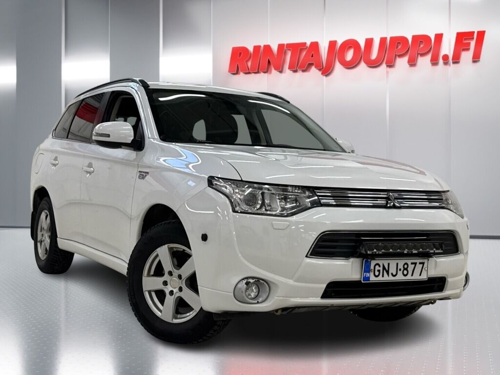 Mitsubishi Outlander PHEV 2014 Valkoinen