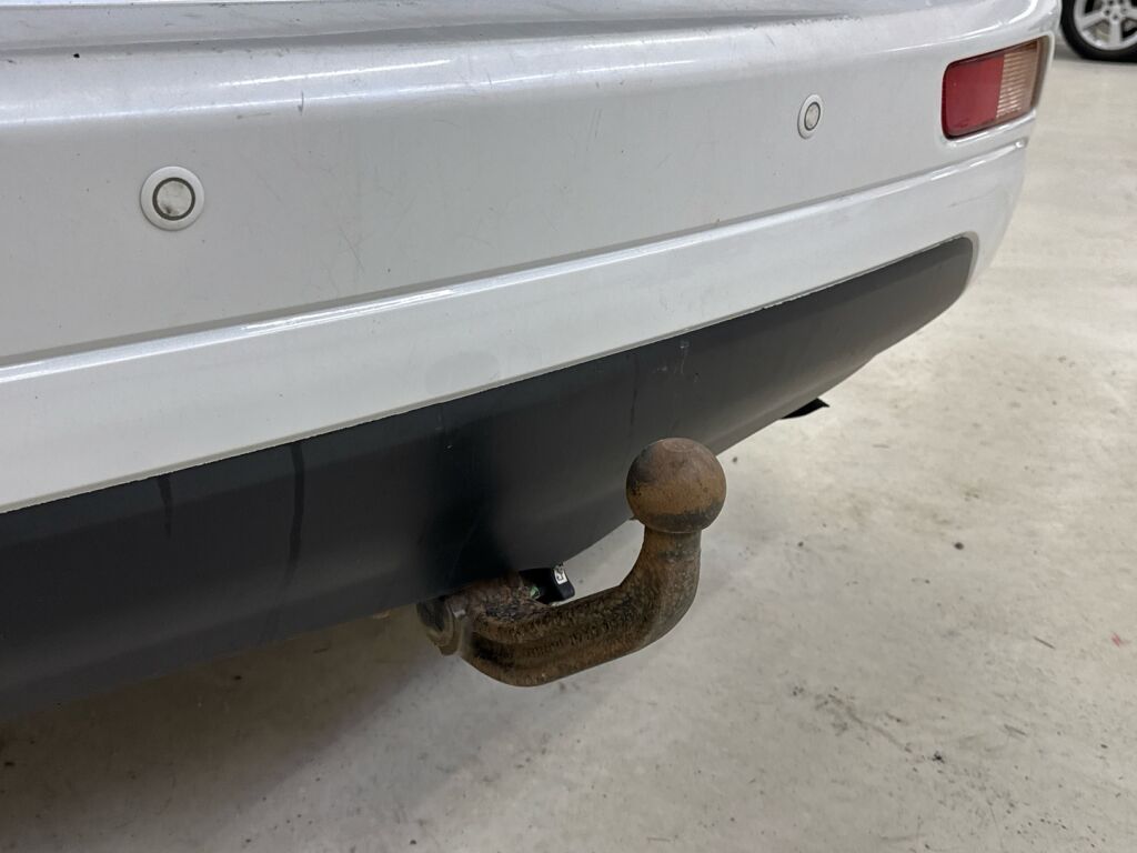 Mitsubishi Outlander PHEV 2014 Valkoinen