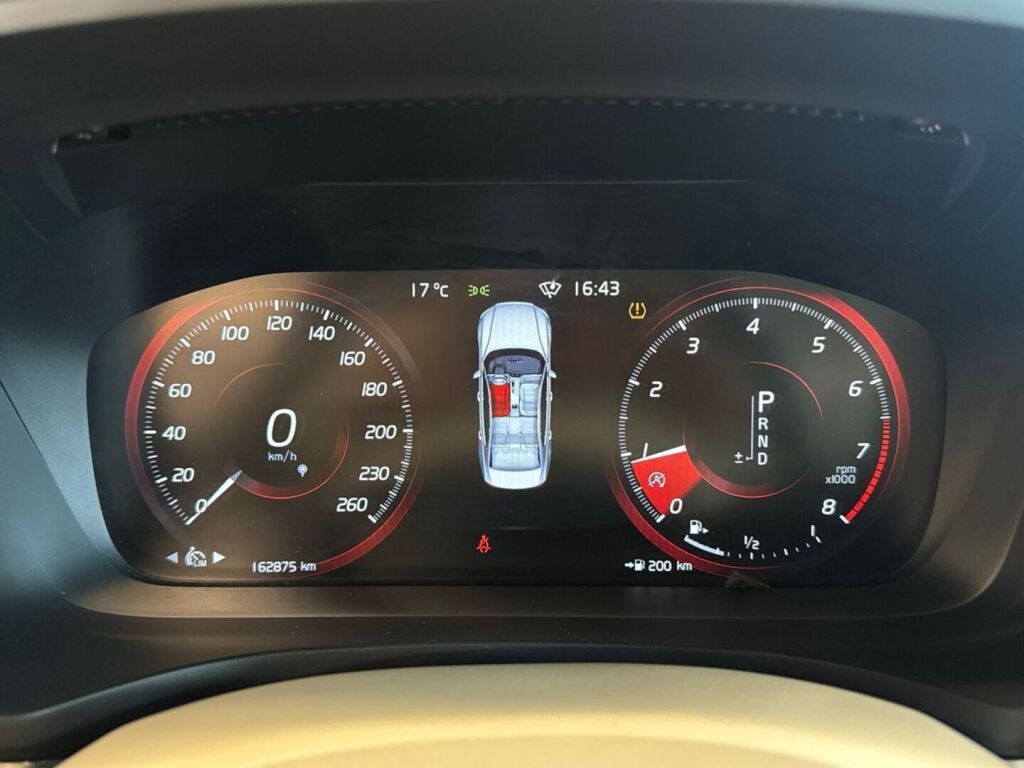 Volvo S60 2020 Metallinhohto Punainen (Fusion Red)