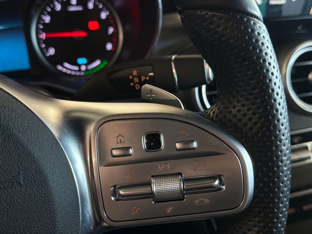 Mercedes-Benz C 2019 Valkoinen