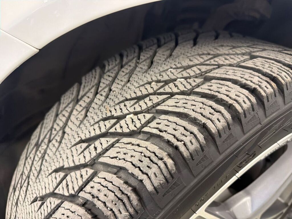 Mercedes-Benz C 2019 Valkoinen