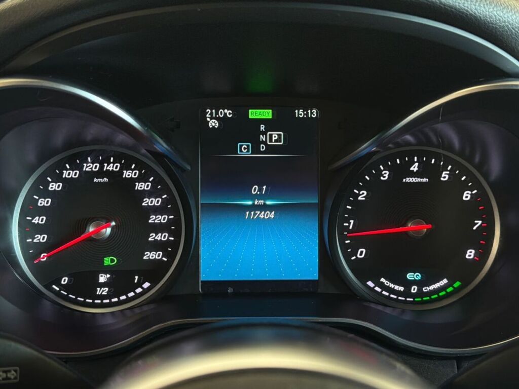 Mercedes-Benz C 2019 Valkoinen