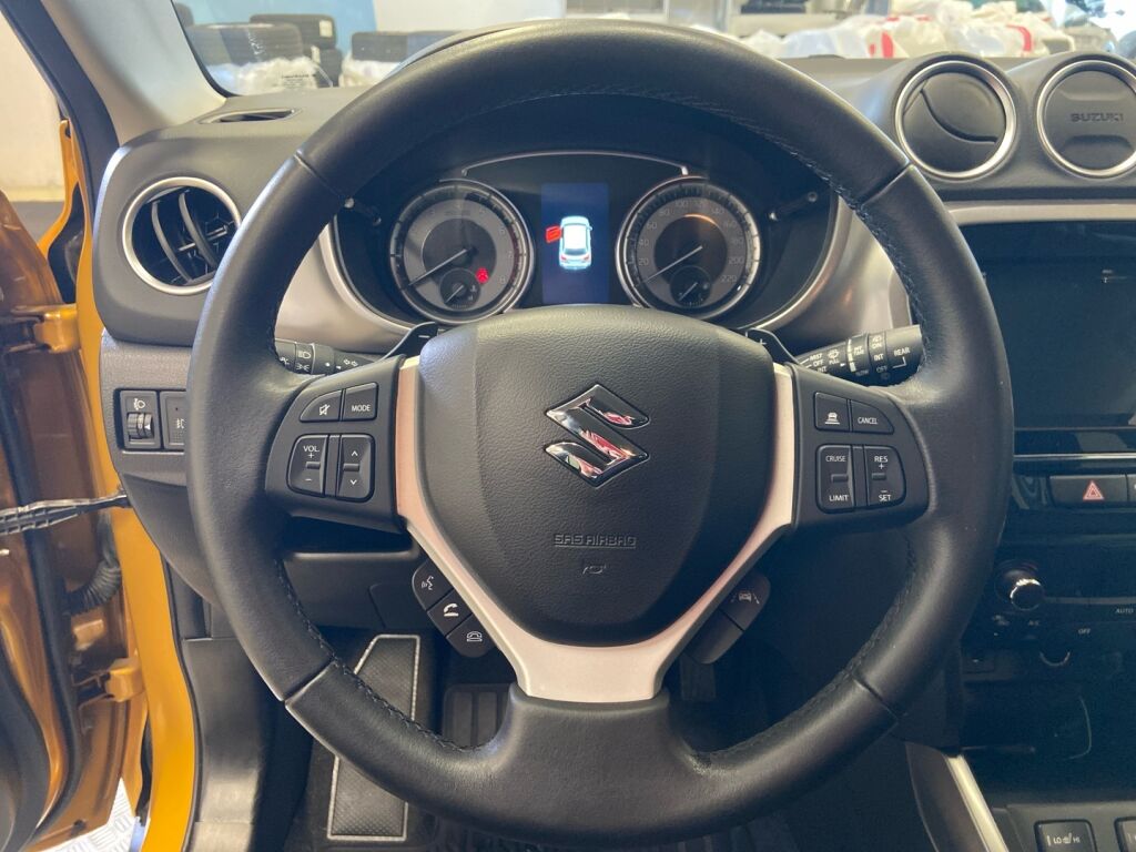 Suzuki Vitara 2019 Keltainen