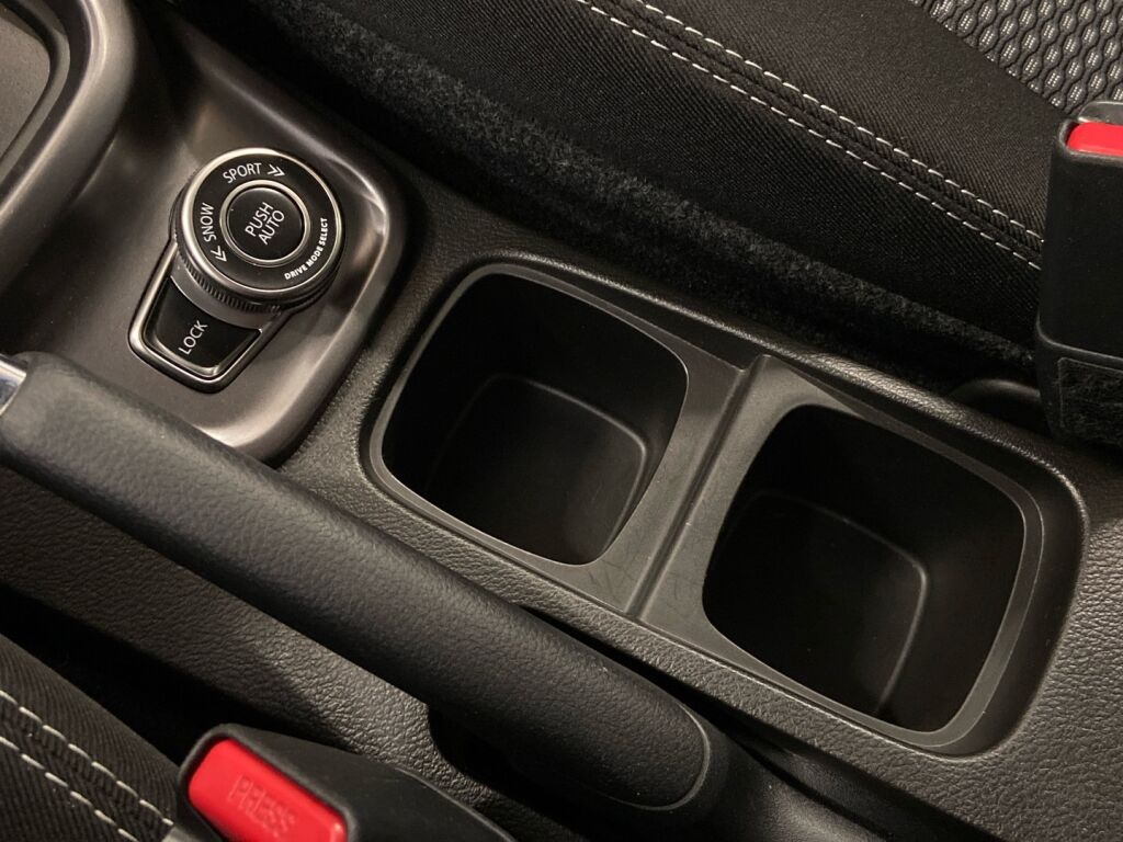 Suzuki Vitara 2019 Keltainen