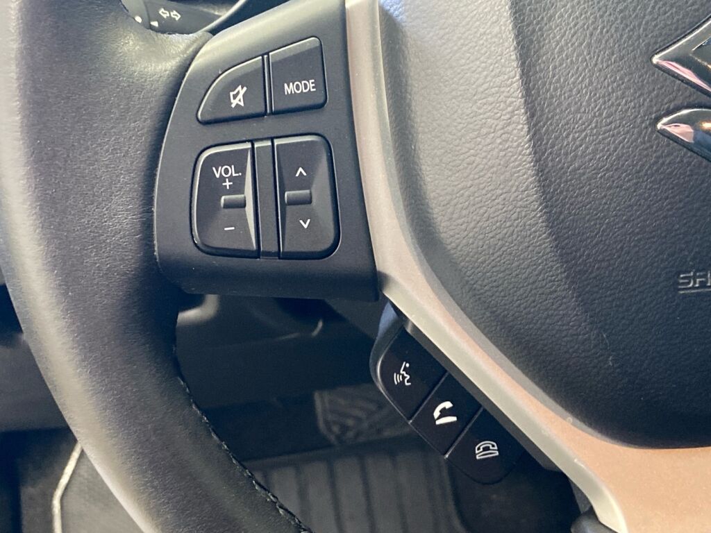 Suzuki Vitara 2019 Keltainen
