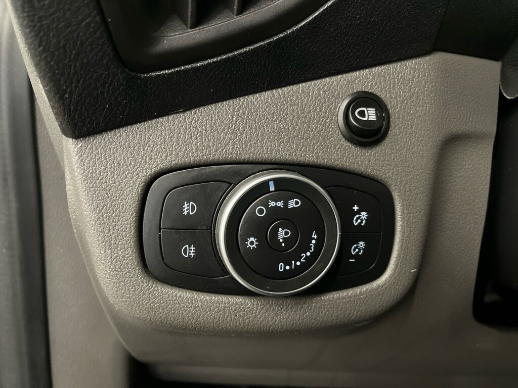 Ford Transit Connect 2020 Valkoinen