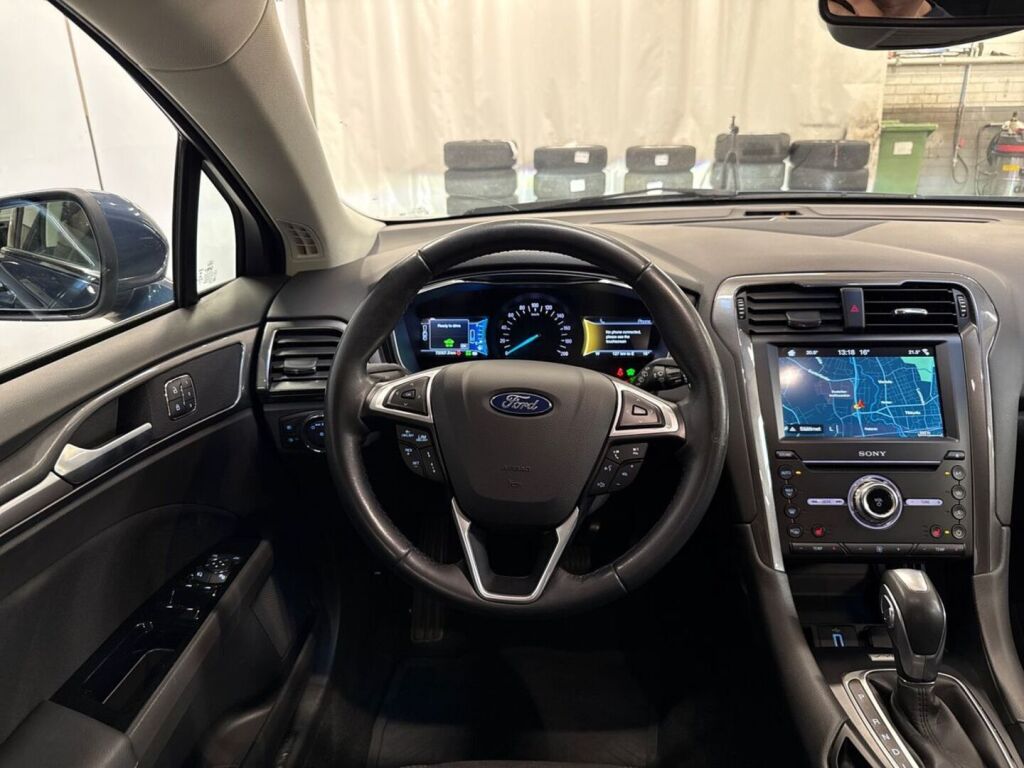 Ford Mondeo 2019 Sininen
