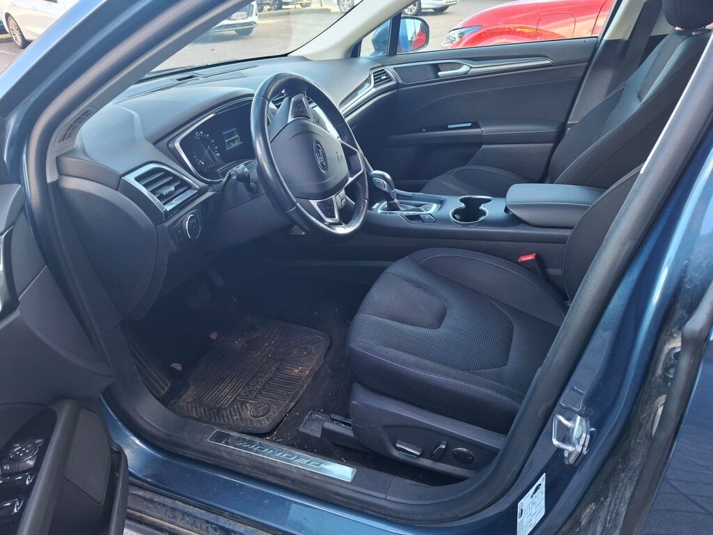 Ford Mondeo 2019 Sininen