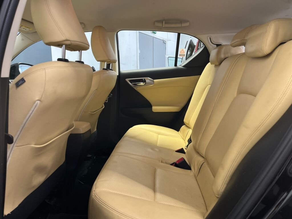 Lexus CT 2014 Musta