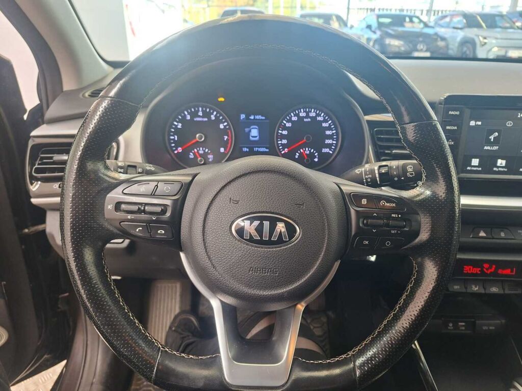 Kia Stonic 2020 Ruskea (beige)