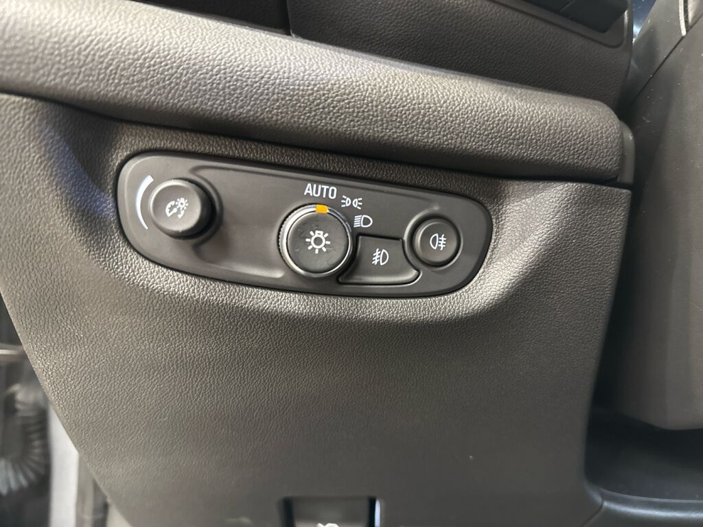 Opel Insignia 2019 Harmaa